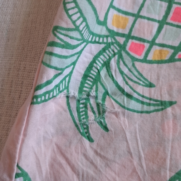 Gymboree girls size 12 pineapple top with hole - Picture 2 of 4